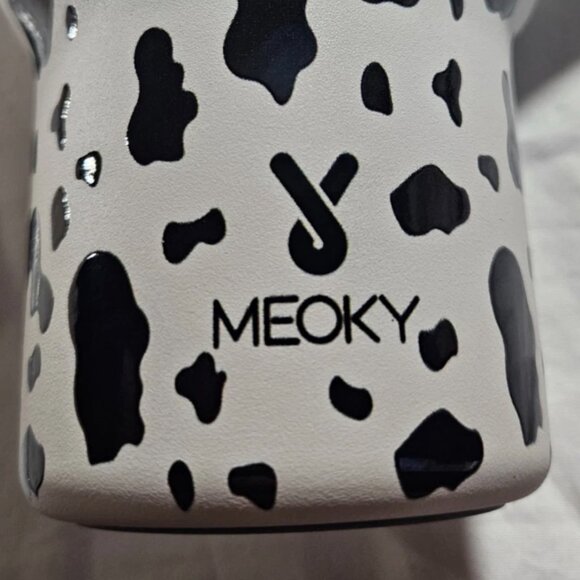 Meoky 40 oz Tumbler - Cow Print - Picture 2 of 8